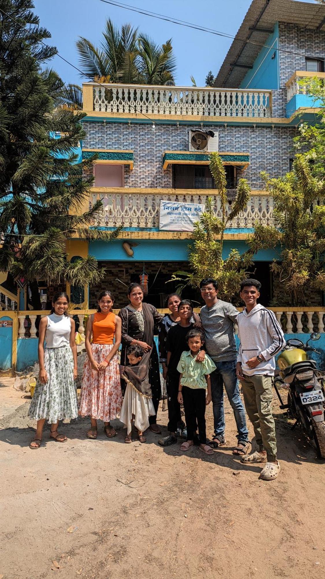 Homestay Nisarg Near Bus Stand *